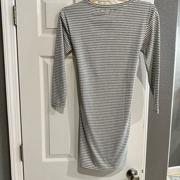 White and Gray Knee-Length Long Sleeve Sheath Dress for Casual Work - Picture 3 of 3